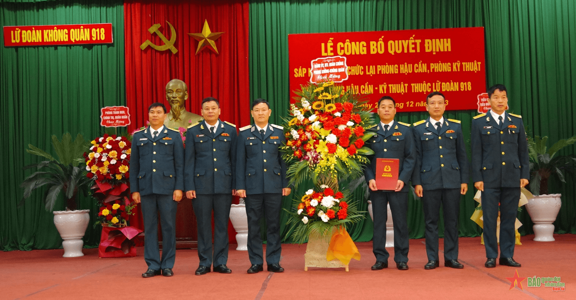 Lữ đoàn 918 sáp nhập, tổ chức lại Phòng Hậu cần, Phòng Kỹ thuật