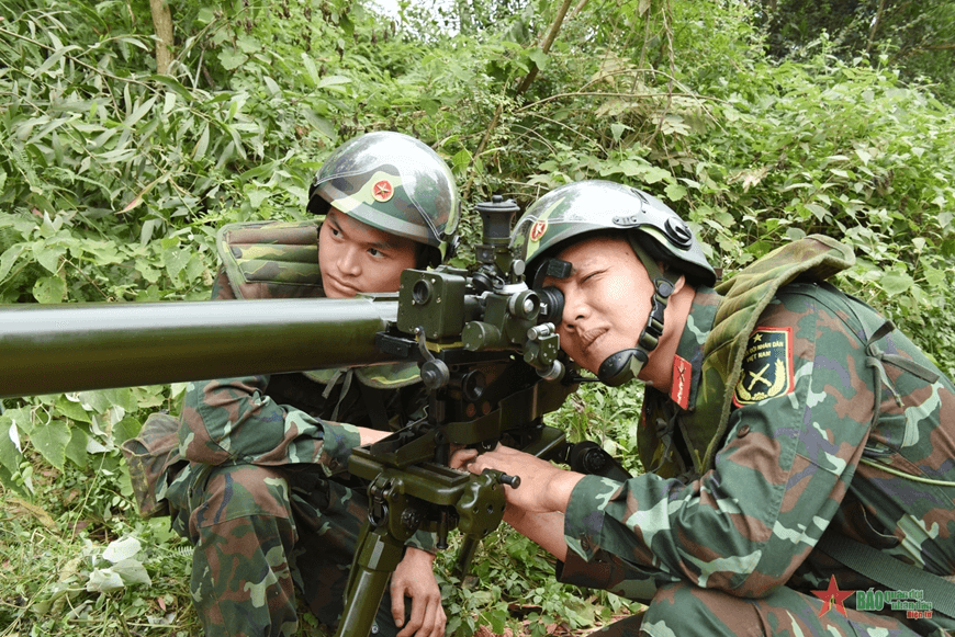 Thi đua, khen thưởng trong Quân đội nhân dân Việt Nam được thực hiện thế nào?