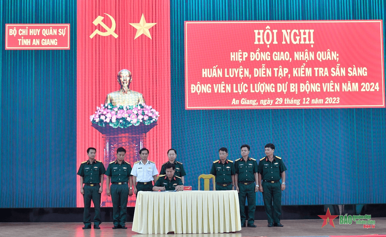 An Giang: Gần 2.000 thanh niên thực hiện nghĩa vụ quân sự và tham gia nghĩa vụ công an nhân dân năm 2024