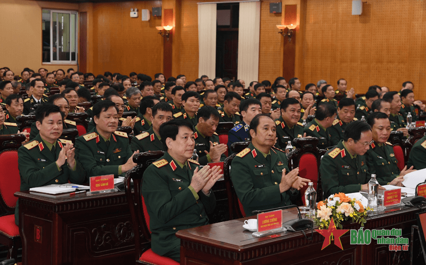 Đại tướng Lương Cường chủ trì Hội nghị tổng kết công tác Đảng, công tác chính trị toàn quân năm 2023