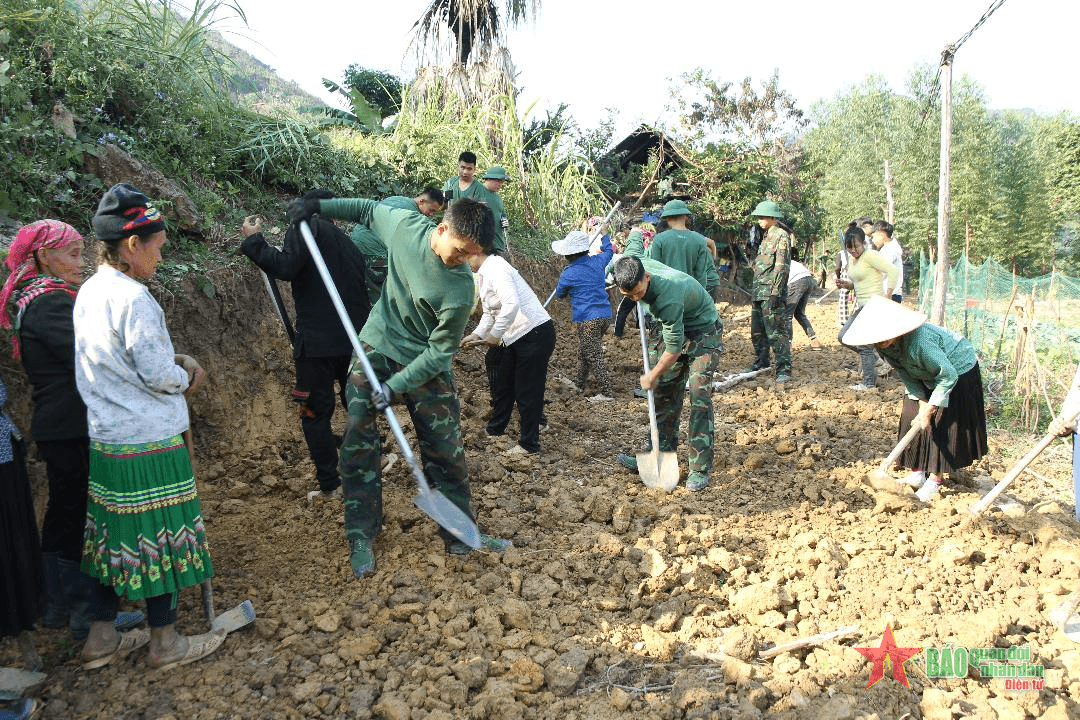 Lữ đoàn Thông tin 601 (Quân khu 1): Gần 500 ngày công giúp đỡ nhân dân vùng đặc biệt khó khăn
