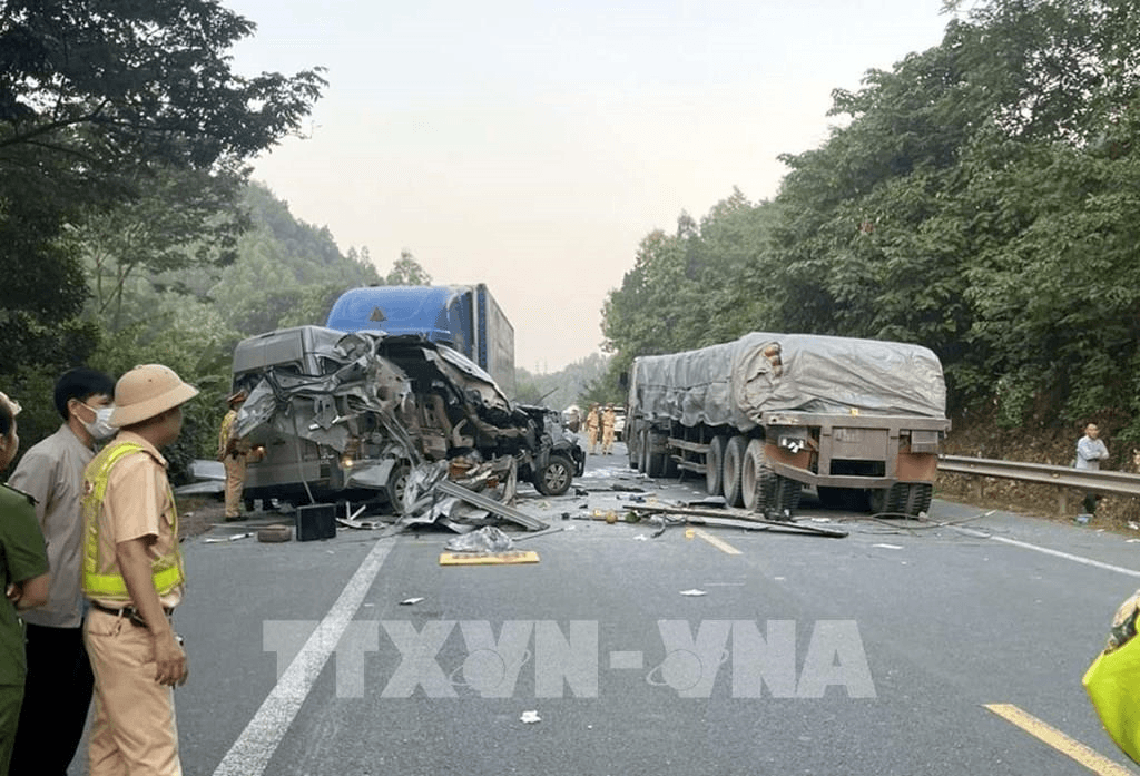 Ngày 31-12 xảy ra 47 vụ tai nạn giao thông, làm 12 người tử vong