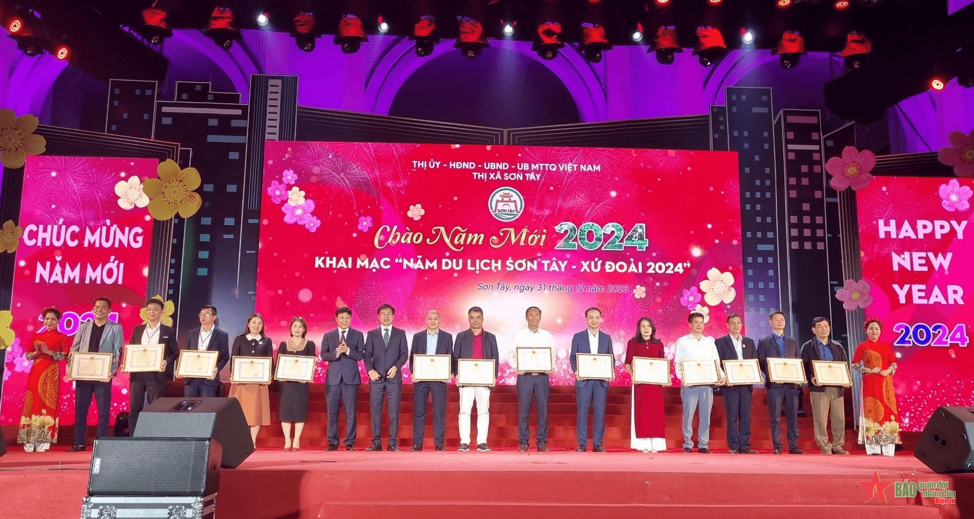 Thị xã Sơn Tây tổ chức chương trình chào năm mới và phát động năm du lịch 2024