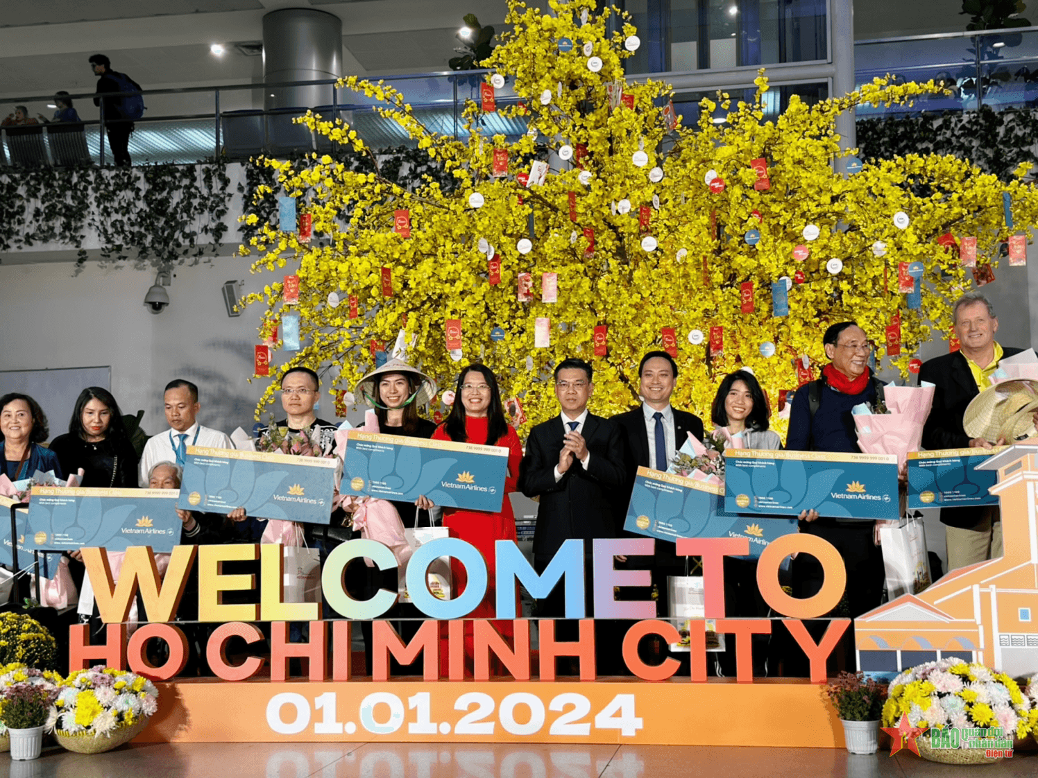 TP Hồ Chí Minh đón đoàn khách du lịch đầu tiên năm 2024
