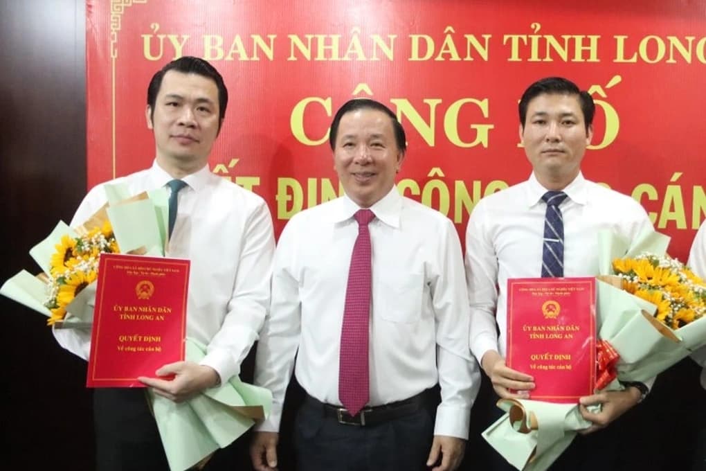 Trao quyết định bổ nhiệm một số lãnh đạo các sở, ngành của tỉnh Long An
