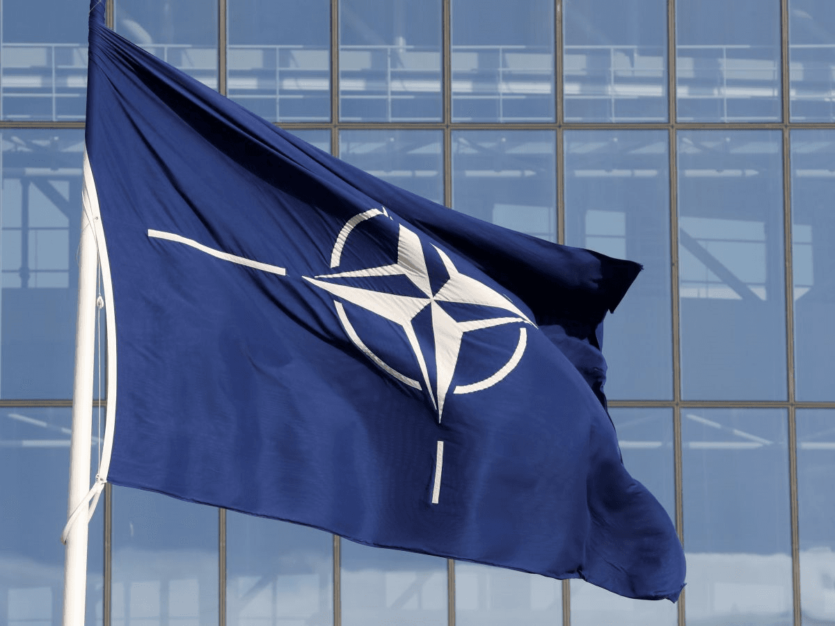 NATO mua 1.000 tên lửa Patriot