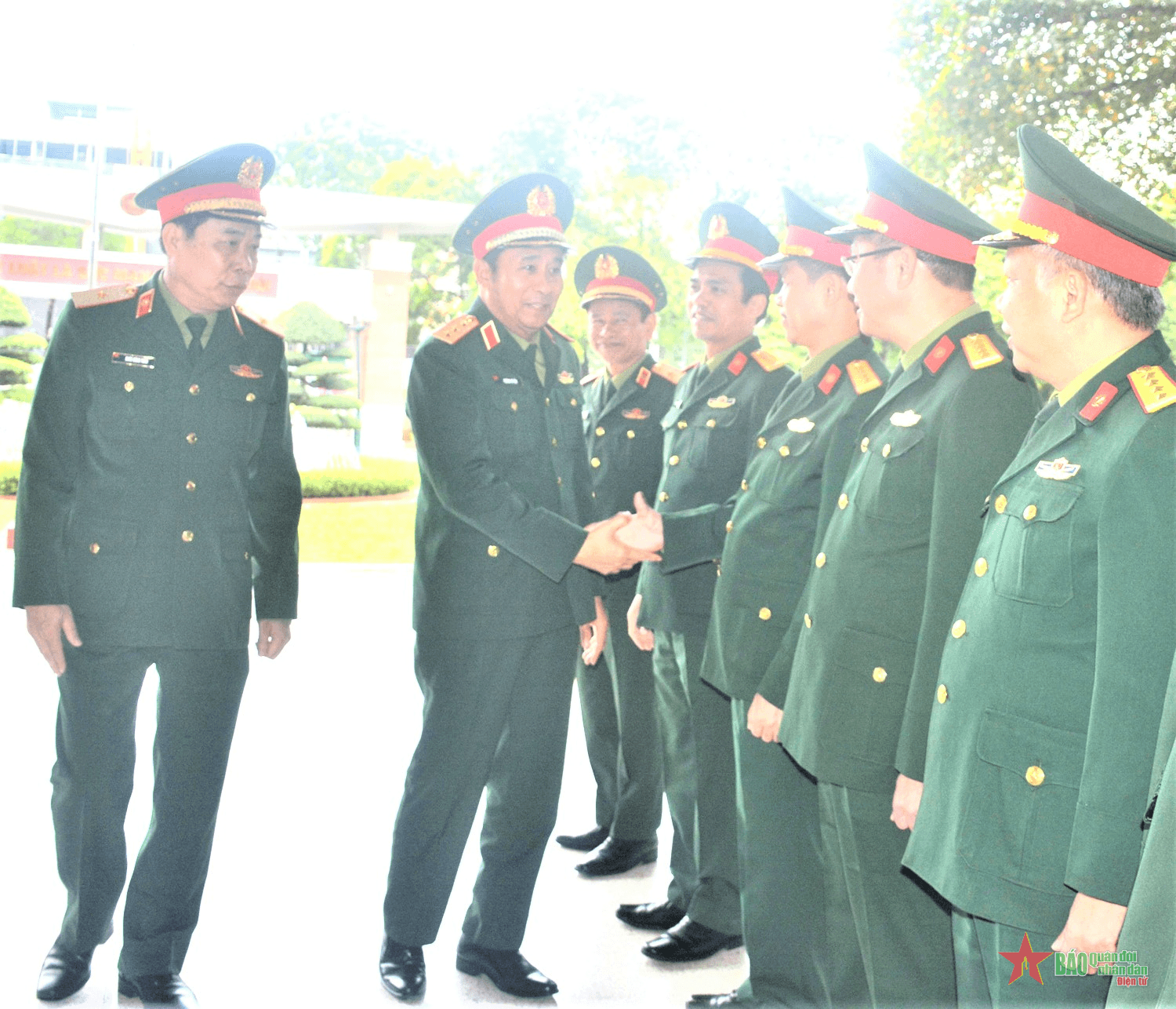 Lãnh đạo thực hiện tốt công tác tham mưu, hiện đại hóa hệ thống thông tin liên lạc quân sự