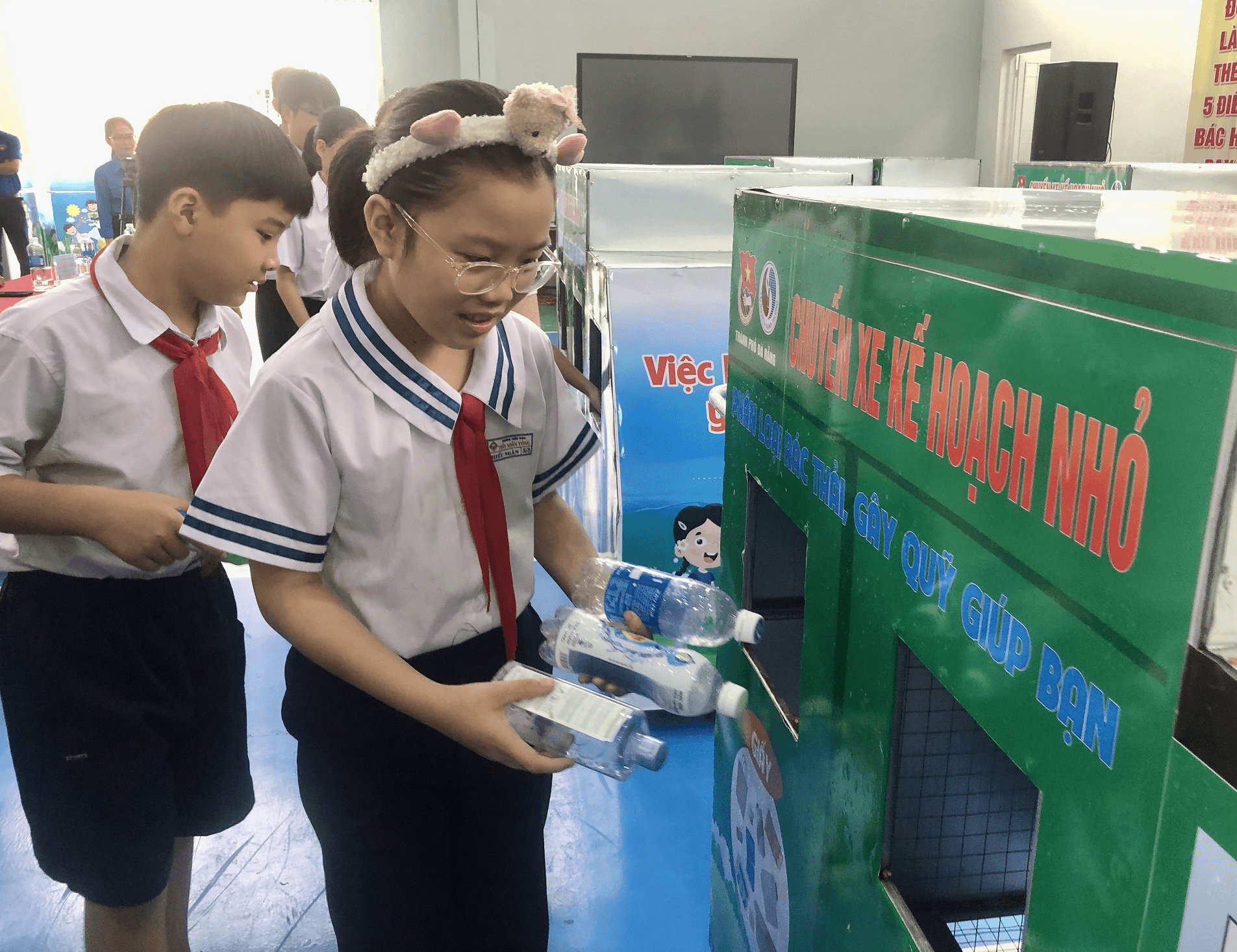 “Chuyến xe kế hoạch nhỏ” gây quỹ giúp bạn