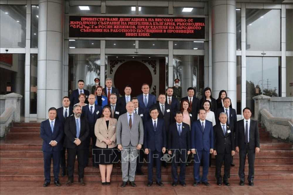 Chủ tịch Quốc hội Bulgaria thăm và làm việc tại Ninh Bình