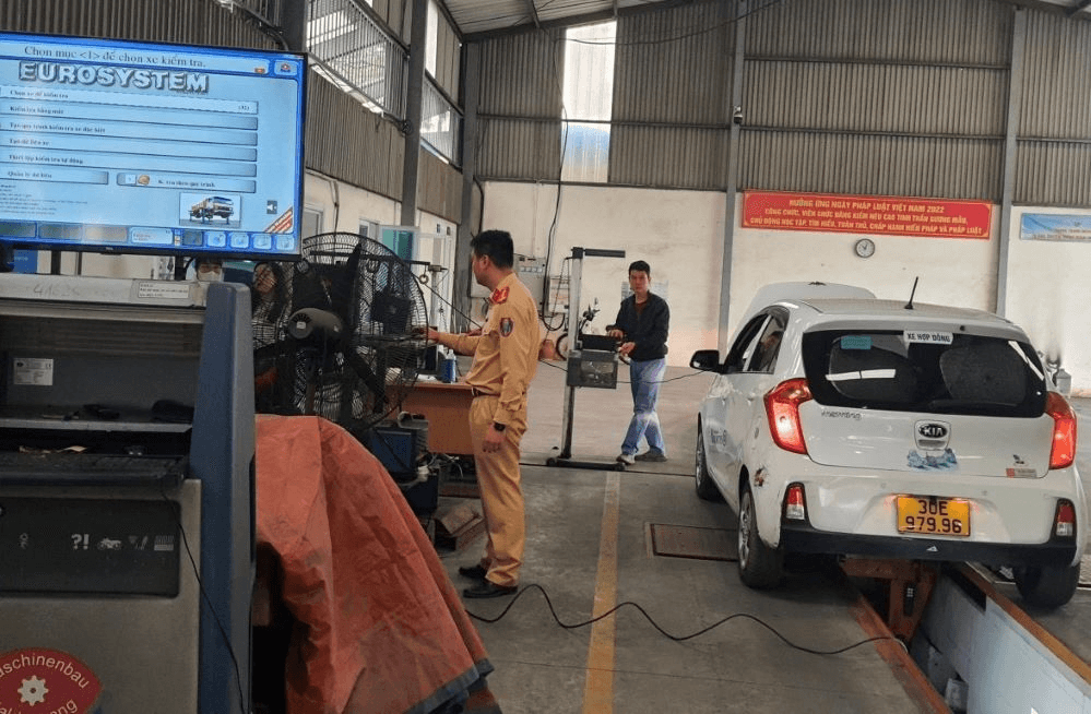 ​Năm 2023, gần 1,1 triệu xe ô tô “trượt” kiểm định