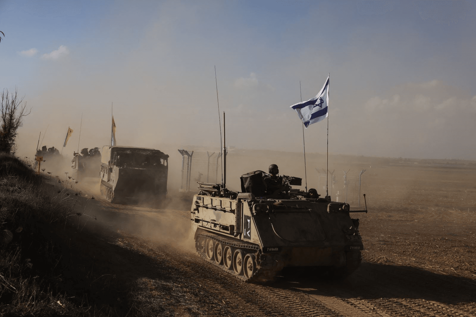 Xung đột Hamas–Israel: Israel cảnh báo khả năng tấn công Hezbollah