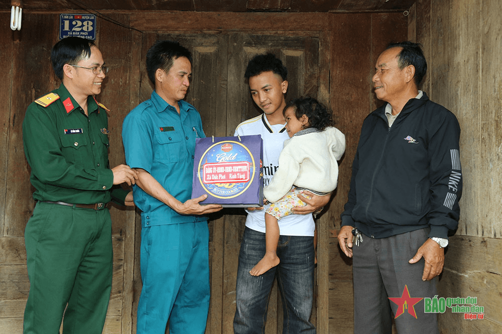 Hành trang là khát vọng cống hiến, dấn thân