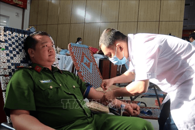 Lễ hội Xuân hồng 2024: Gần 600 người tham gia hiến máu tình nguyện tại Kiên Giang