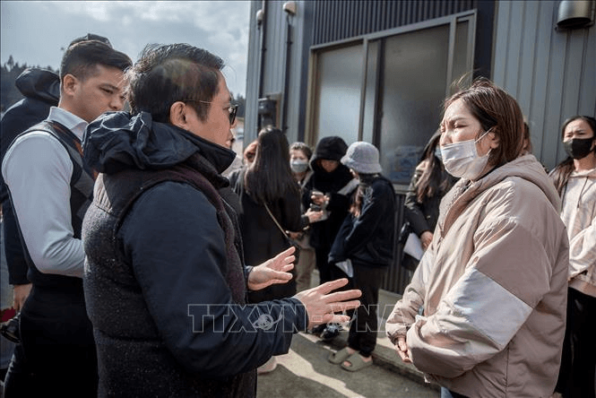 Động đất tại Nhật Bản: Đoàn công tác Tổng Lãnh sự quán Osaka thăm hỏi người Việt chịu ảnh hưởng bởi động đất
