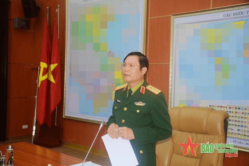 Họp Hội đồng xét duyệt, nâng ngạch, bãi miễn chức danh sĩ quan chuyên môn- kỹ thuật- nghiệp vụ