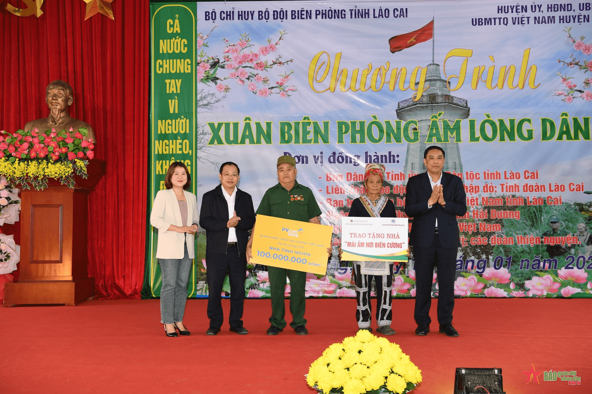 Rộn ràng "Xuân biên phòng, ấm lòng dân bản" tại A Mú Sung