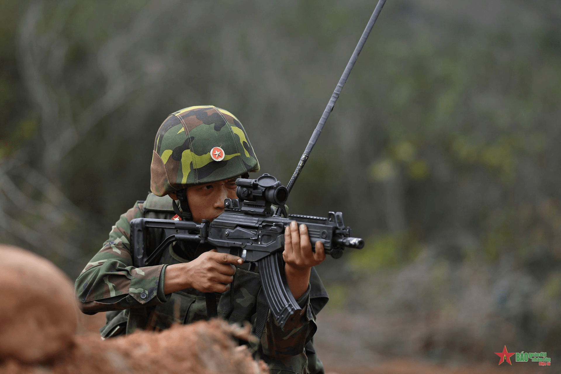 Hôm nay (10-1), tổ chức Hội thảo khoa học cấp quốc gia về xây dựng Quân đội “tinh, gọn, mạnh”