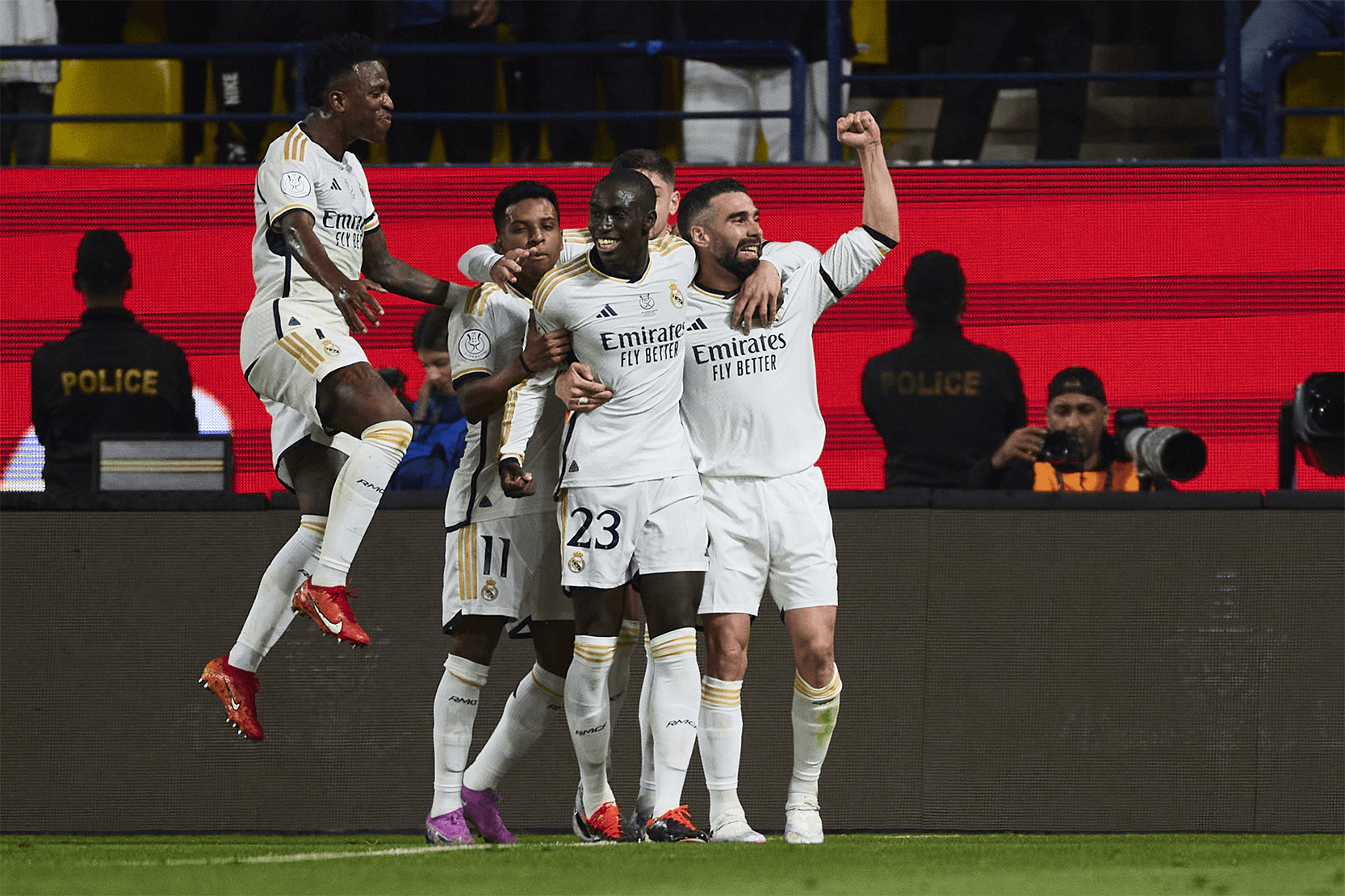 Tin thể thao hôm nay (11-1): Real Madrid thắng siêu kịch tính, Ronaldo thêm kỷ lục