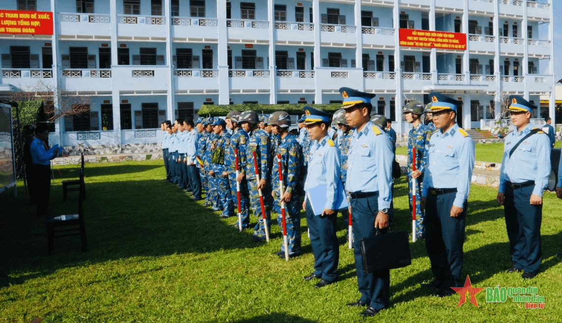 Sư đoàn 375 bế mạc lớp tập huấn cán bộ năm 2024