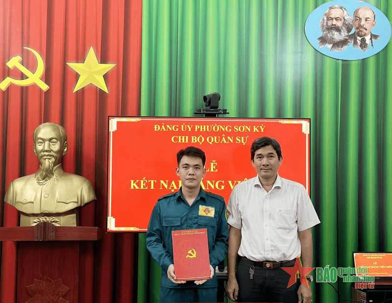 Coi trọng phát triển Đảng trong thanh niên chuẩn bị nhập ngũ