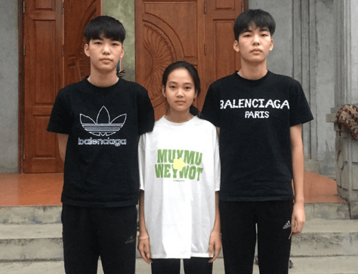 Thư về tòa soạn: Anh em song sinh xung phong nhập ngũ