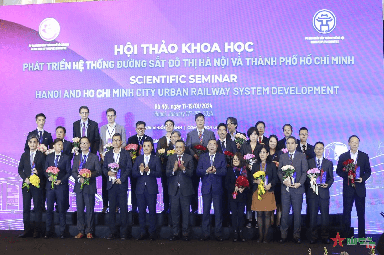Chủ tịch Ủy ban nhân dân thành phố Hà Nội: Đầu tư vào đường sắt đô thị để giảm ùn tắc và tai nạn giao thông