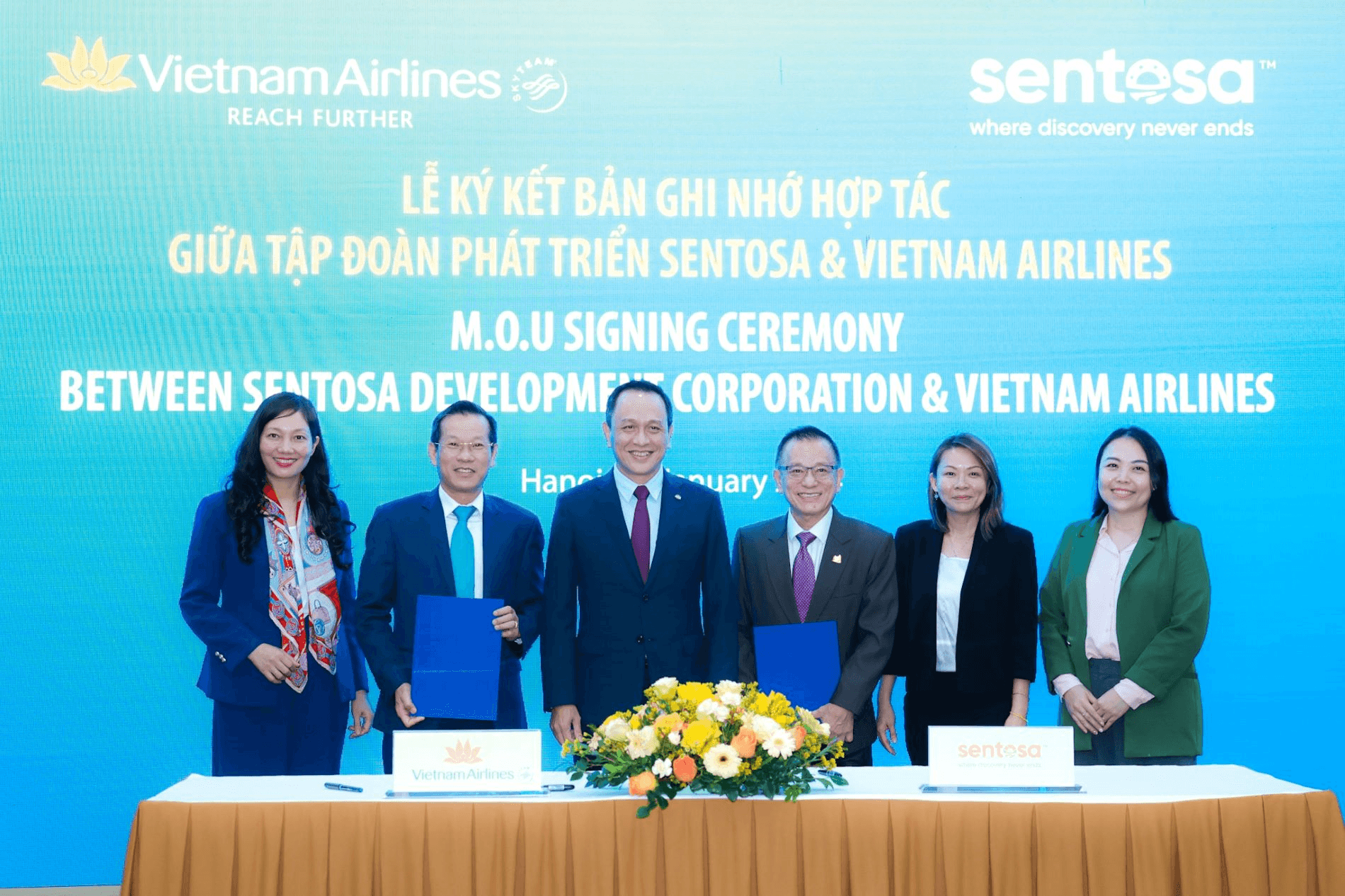 Vietnam Airlines hợp tác kích cầu du lịch giữa Việt Nam và Singapore