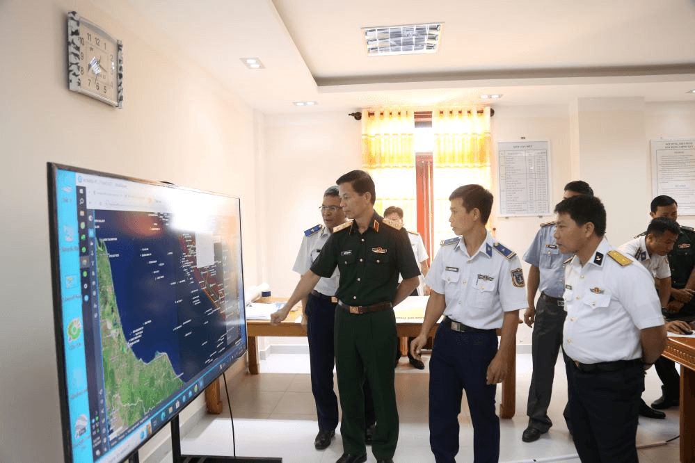 Bộ Quốc phòng kiểm tra Sở chỉ huy liên hợp chống khai thác IUU