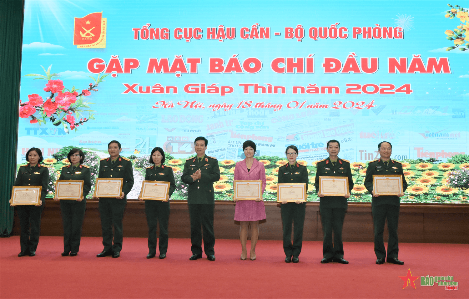 Tiếp tục phối hợp chặt chẽ, tuyên truyền hiệu quả về công tác hậu cần Quân đội