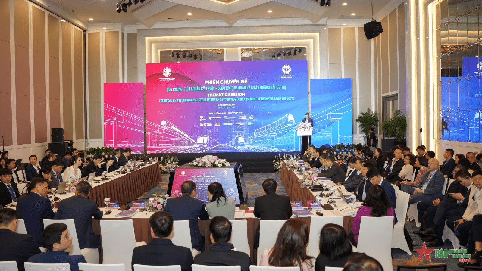 Hà Nội đã thu được nhiều kinh nghiệm đáng quý trong hoạch định và xây dựng đường sắt đô thị
