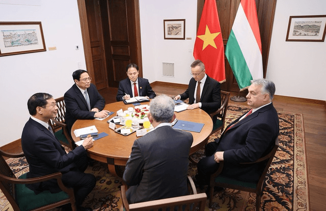 Nâng quan hệ Đối tác toàn diện Việt Nam - Hungary lên tầm cao mới