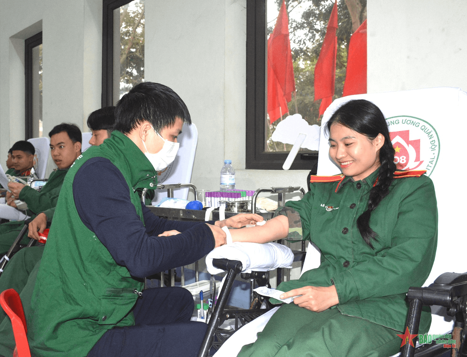 Học viện Hậu cần hưởng ứng Ngày Chủ nhật đỏ năm 2024