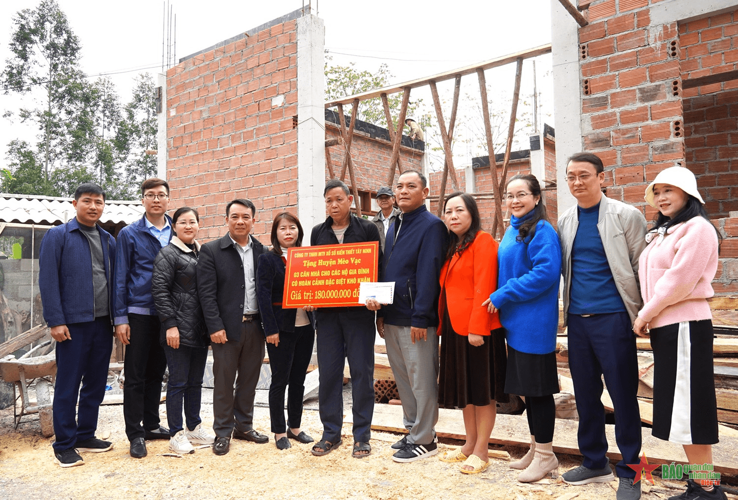 Xuân về trong những ngôi nhà Đại đoàn kết