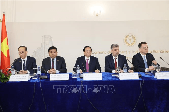 Thủ tướng Chính phủ Phạm Minh Chính và Thủ tướng Romania cùng dự Diễn đàn Doanh nghiệp Việt Nam - Romania