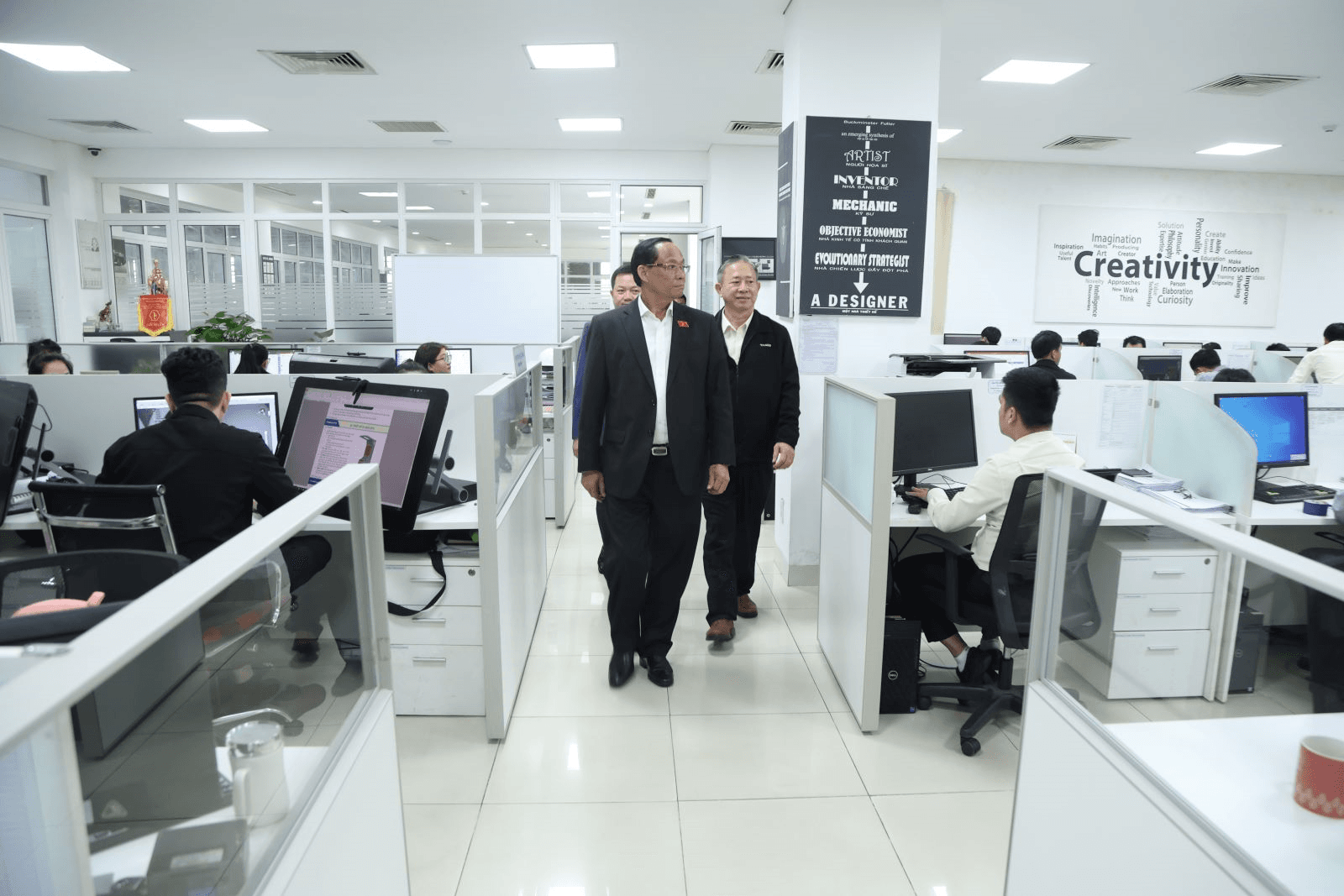 Đoàn khảo sát của Quốc hội làm việc tại Công ty THACO