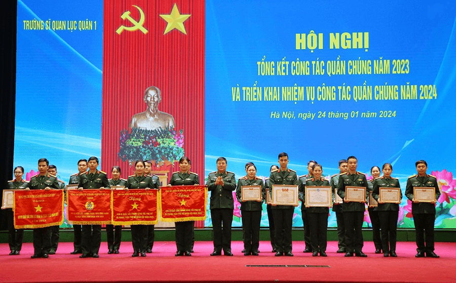 Trường Sĩ quan Lục quân 1: Tổng kết công tác quần chúng năm 2023