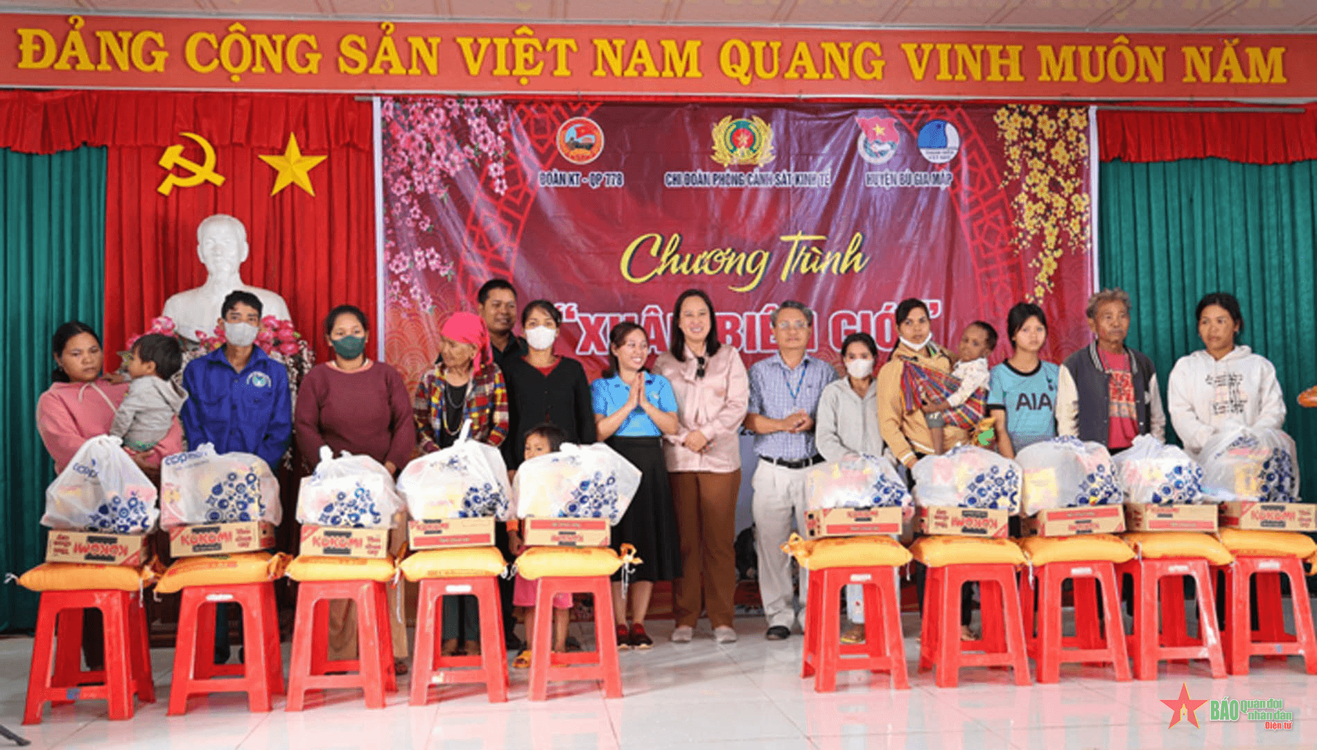 Ấm áp chương trình “Xuân biên giới” tại Bình Phước
