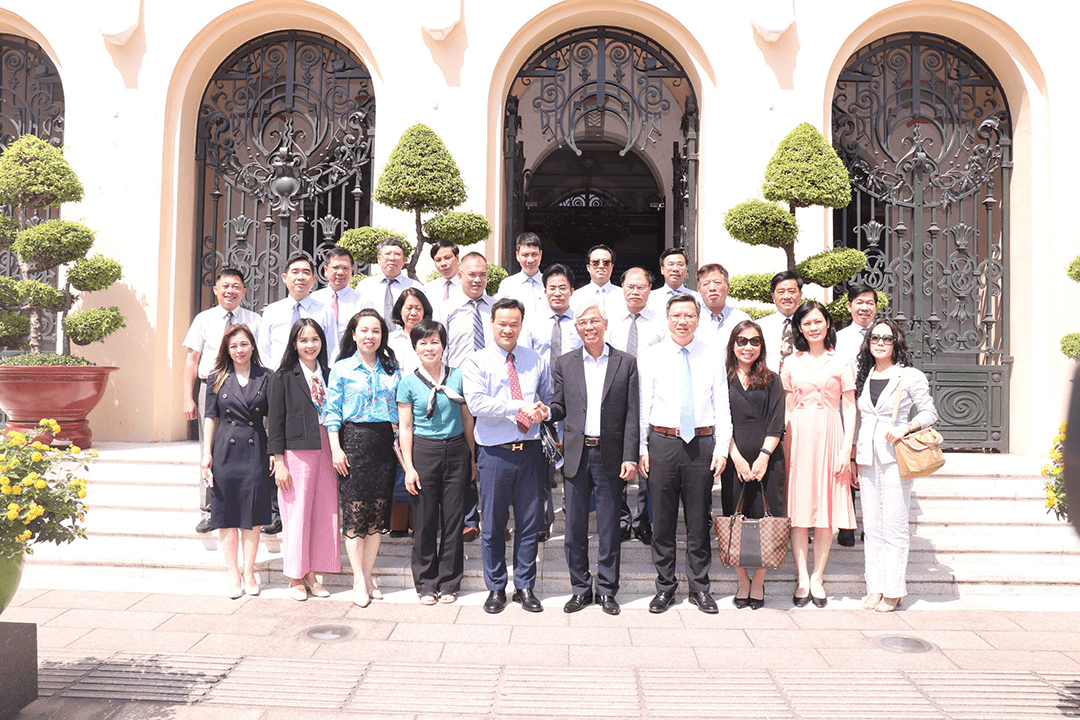 Các đại sứ, trưởng cơ quan đại diện Việt Nam ở nước ngoài đóng góp vào sự phát triển của Thành phố Hồ Chí Minh