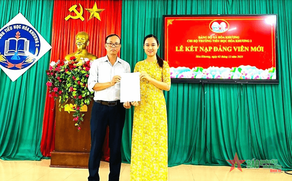 Quyết liệt, sáng tạo phát triển đảng viên