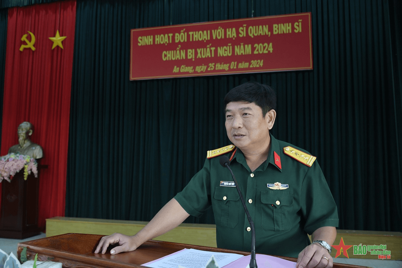 Bộ CHQS tỉnh An Giang đối thoại dân chủ với hạ sĩ quan - binh sĩ chuẩn bị xuất ngũ