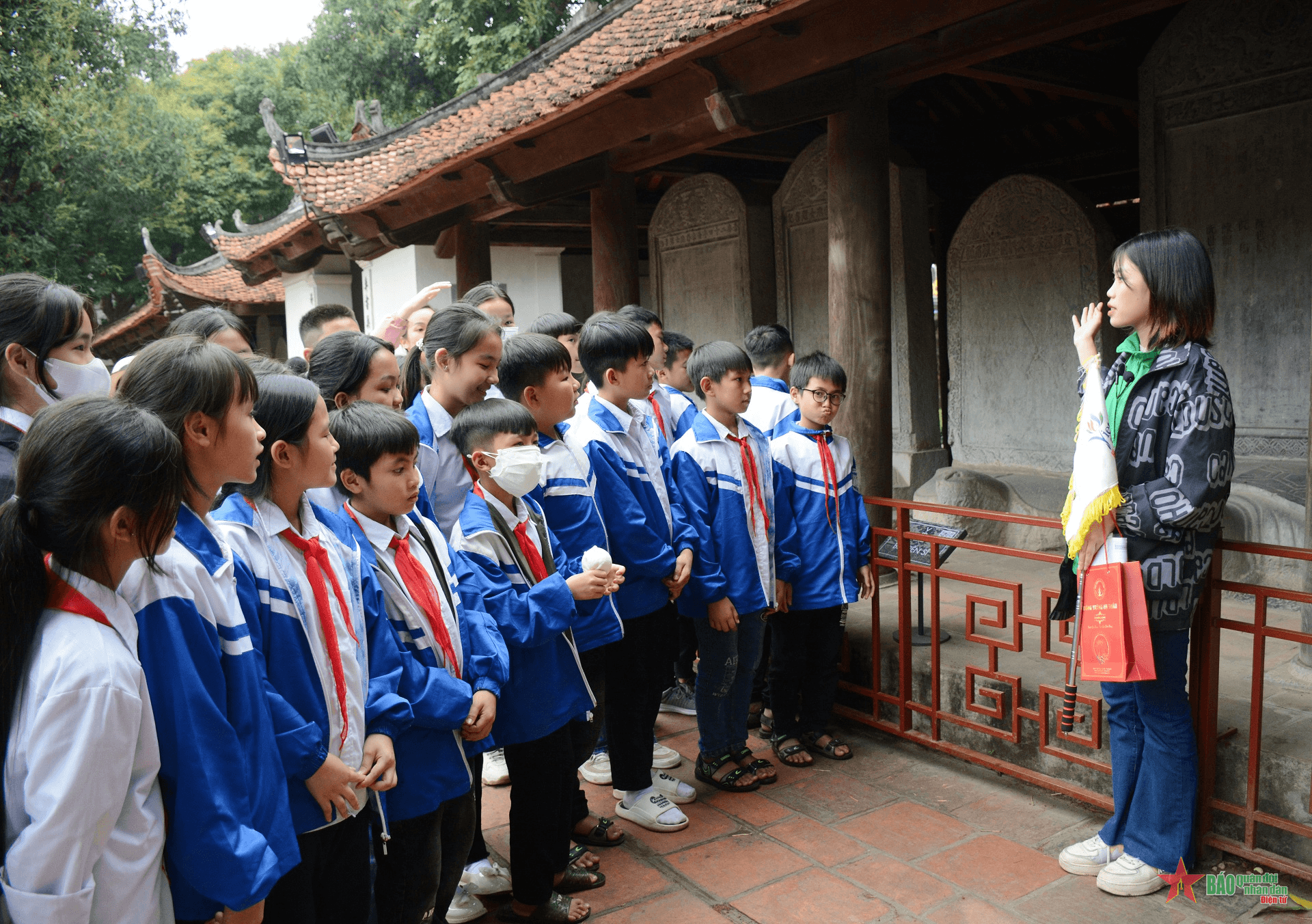 Năm 2023, Văn Miếu - Quốc Tử Giám đón khoảng 2 triệu lượt khách