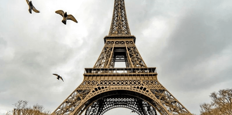 Tháp Eiffel sẽ có “áo mới” nhân dịp Olympic Paris 2024