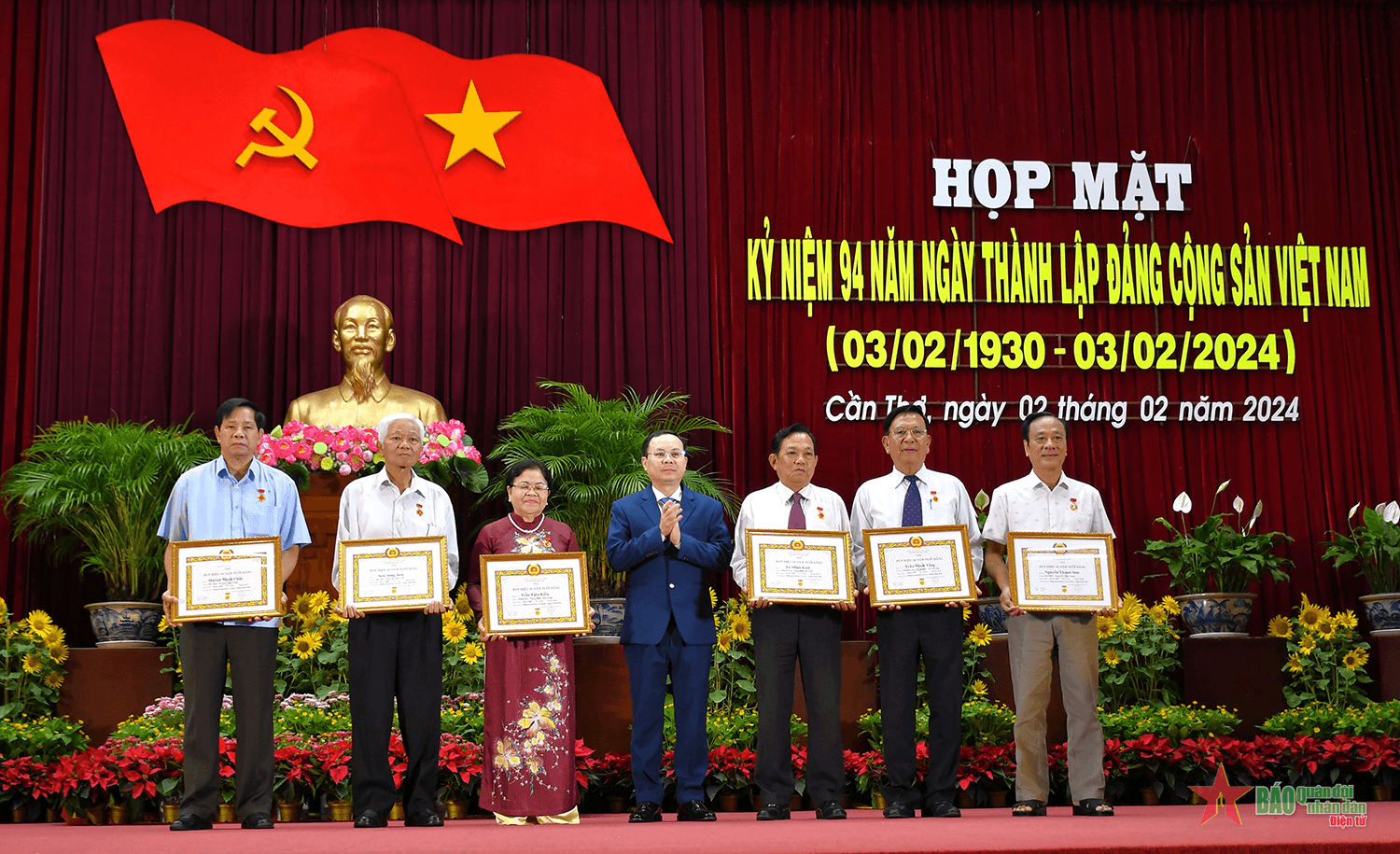 Cần Thơ kỷ niệm 94 năm Ngày thành lập Đảng Cộng sản Việt Nam