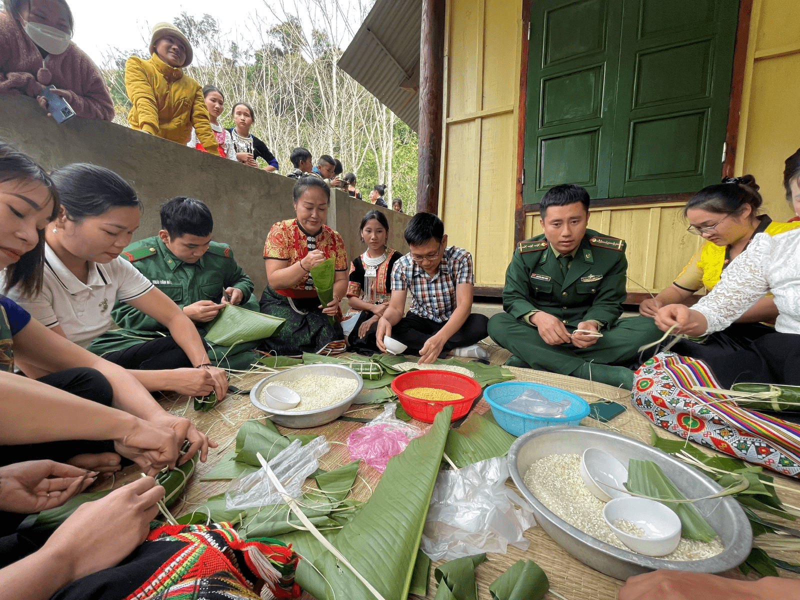 Niềm vui nơi biên giới
