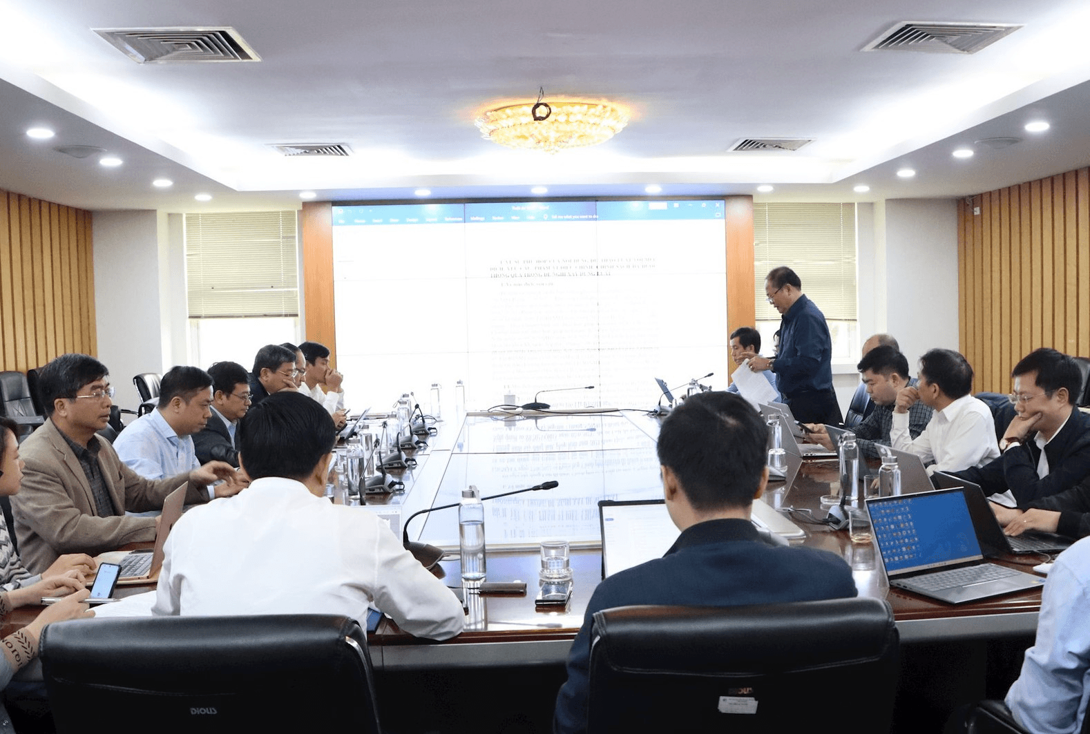 Tập trung hoàn thiện dự thảo Luật Địa chất và Khoáng sản