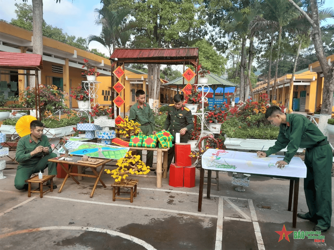 Rộn ràng Tết quân ngũ