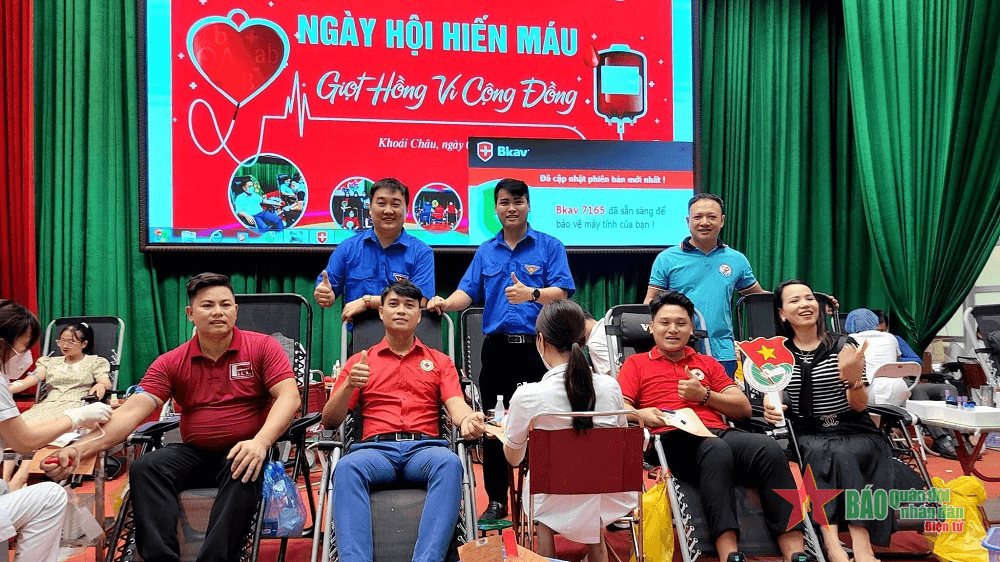 Chàng sĩ quan dự bị đam mê hiến máu, hết mình với công tác đoàn
