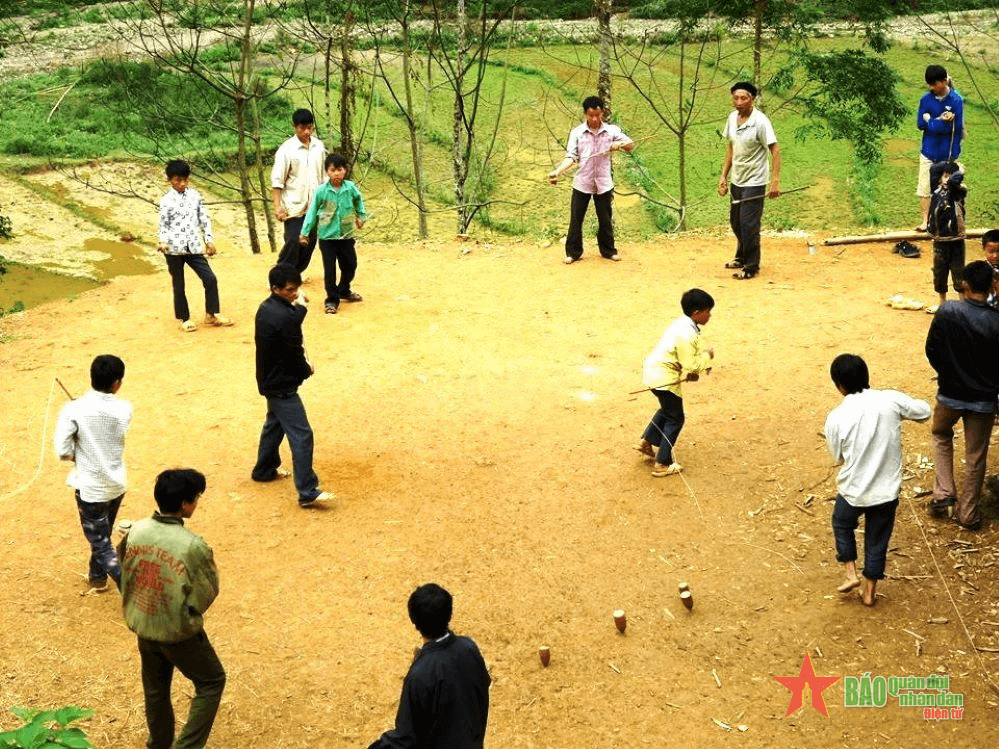 Trò chơi dân gian ngày xuân nơi rẻo cao Tây Bắc