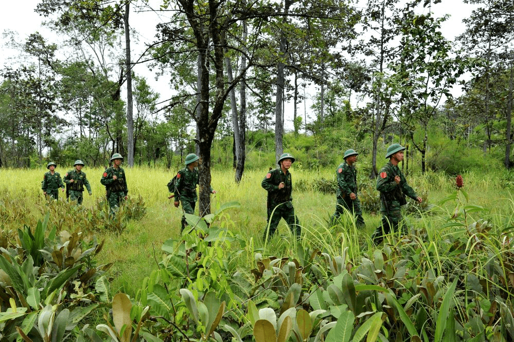 Xây thế vững biên cương Đắk Lắk