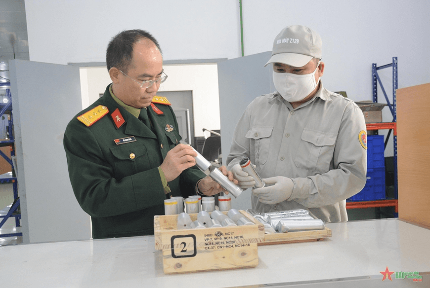 Đẩy nhanh chương trình nghiên cứu, chế tạo vũ khí mới